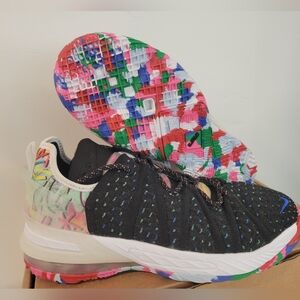 Nike Kids LeBron 18 Low James Gang Multicolor Basketball Shoe CW2760 002 size 7Y